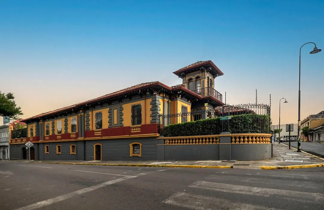 Hotel Majestad-1